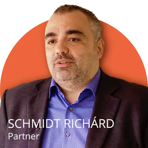 Schmidt Richárd, az Alinda.hu partnere az ArenimTel VoIP telefonközpont megoldást ajánlja.